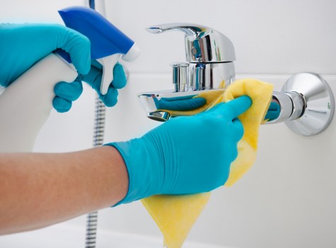 Allergen reduction through curtain cleaning in Lee